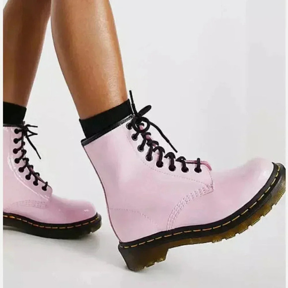 Dr. Martens Docs 1460 Combat Boots Patent Leather Pale Pink New Women's Size 6 - Picture 2 of 10